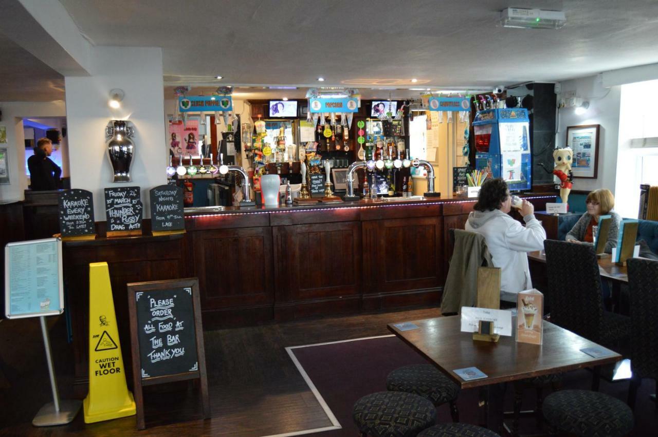 The Marine Pub Hotel 大雅茅斯 外观 照片